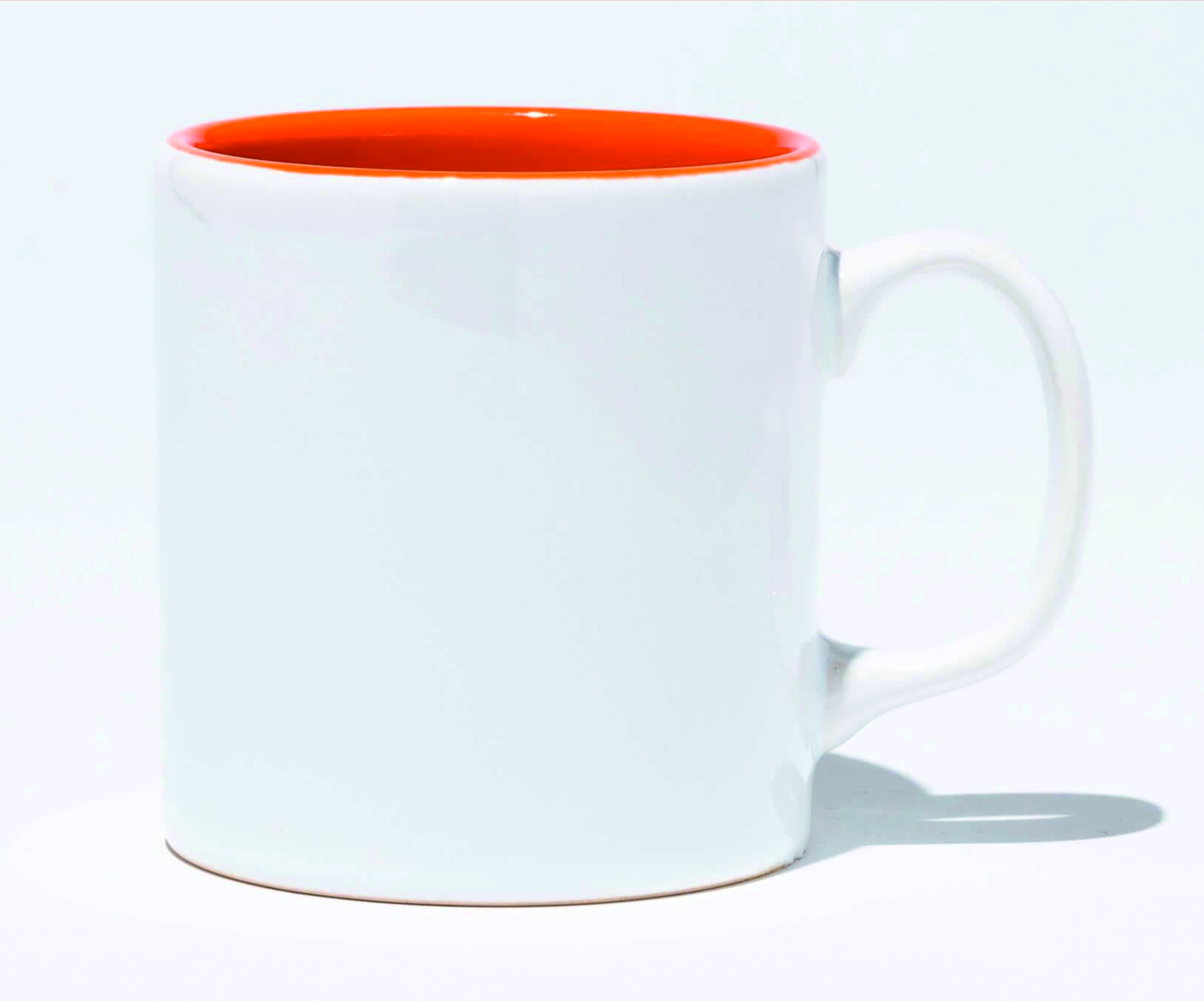 İçi turuncu kupa beyaz